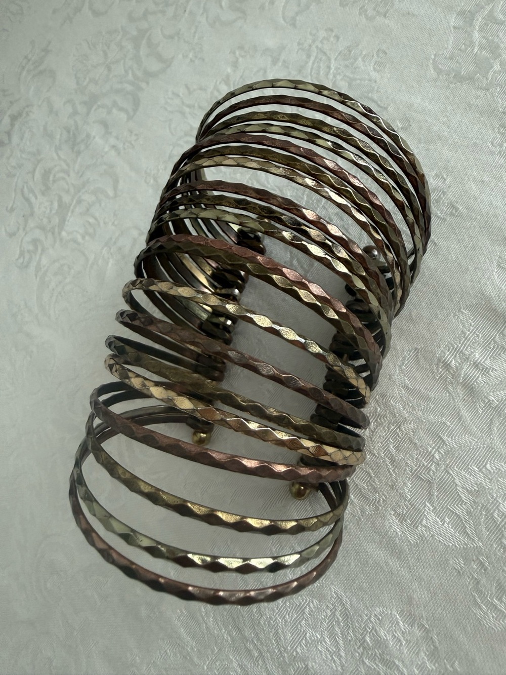 Tri-Tone Hammered Metal Bangle Bracelet Set - Women Jewelry